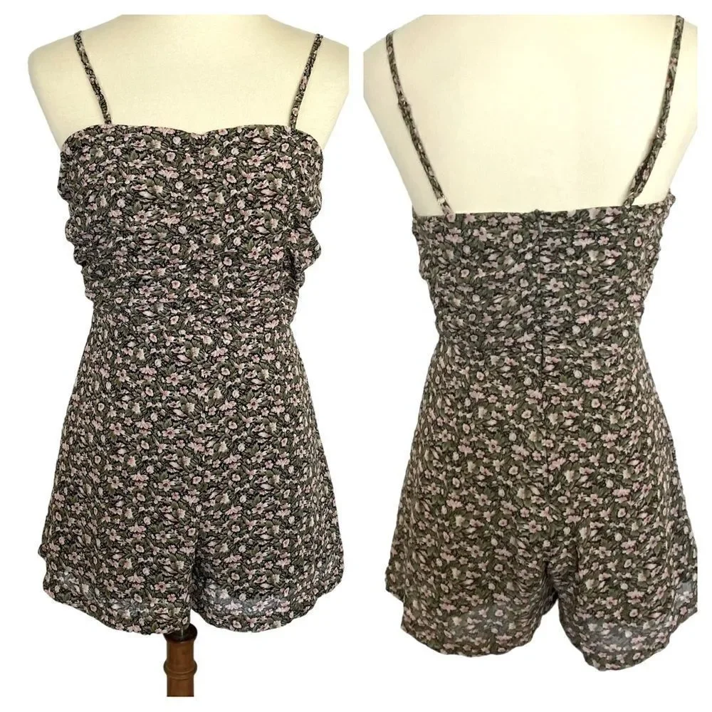 MISSGUIDED ROMPER FLORAL PRINT - Picture 2 of 15